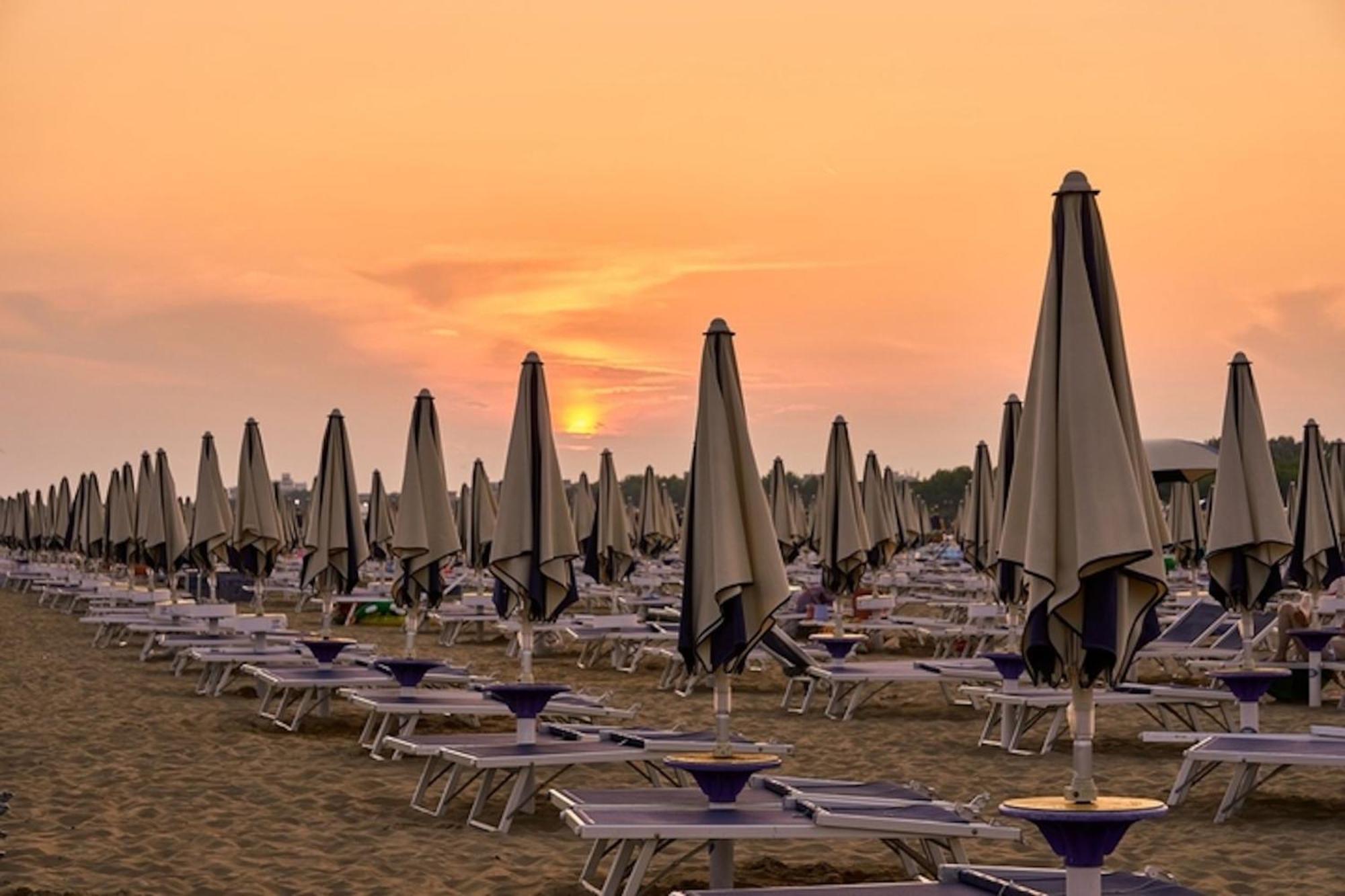 Gorgeous Flat Next To The Sea In * Bibione